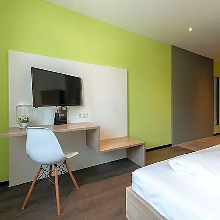 A2 Denkendorf - Airport & Messe Hotel 3*